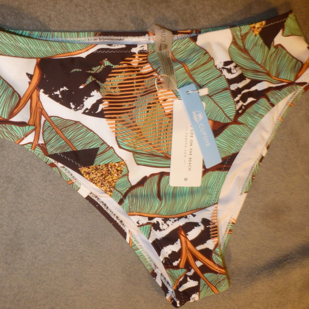 Cute Cupshe bottom bikini 🌺